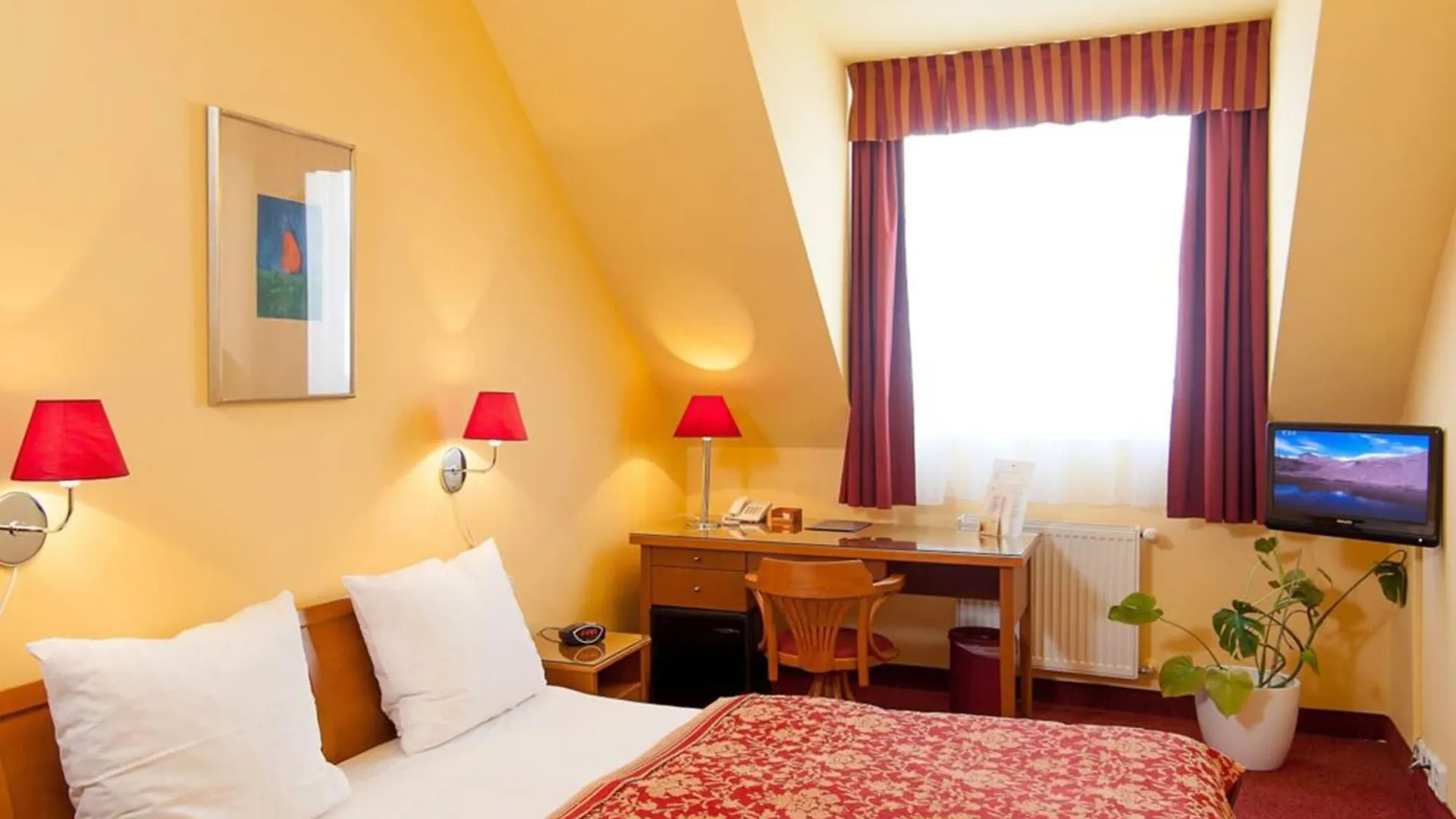 Cloister Inn Hotel Prague