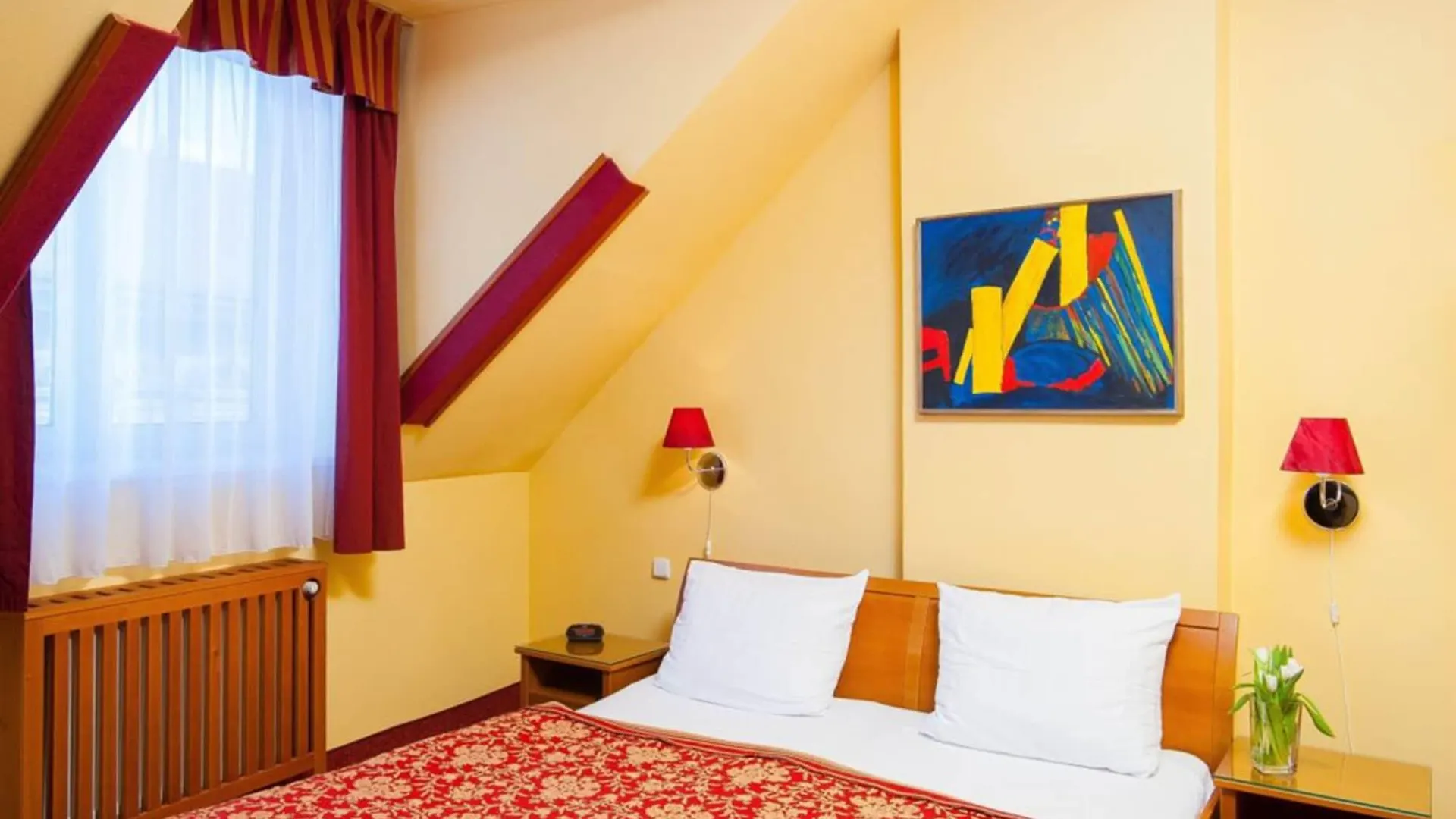 Cloister Inn Hotel Prague