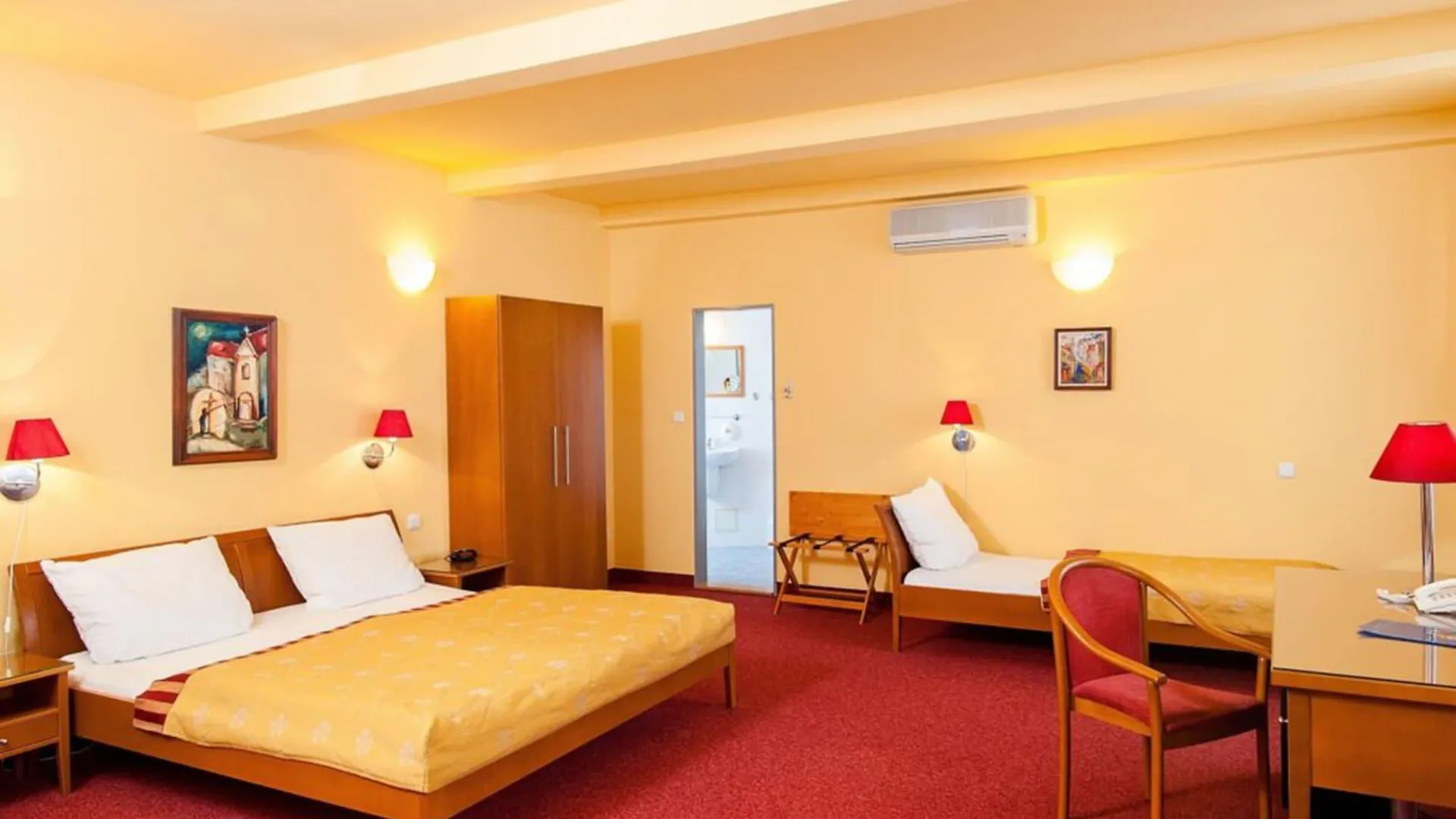 Cloister Inn Hotel Prague