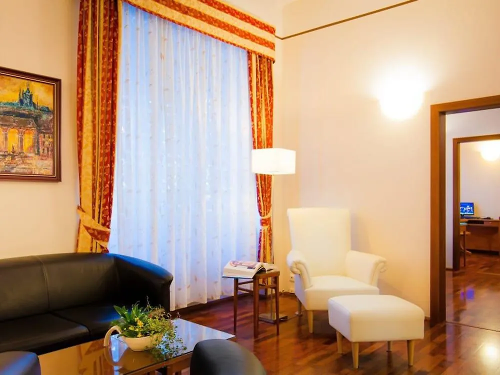Cloister Inn Hotel Prague