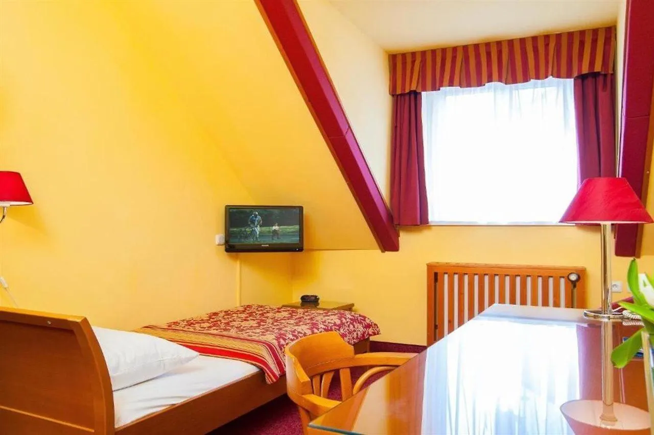 Cloister Inn Hotel Prague
