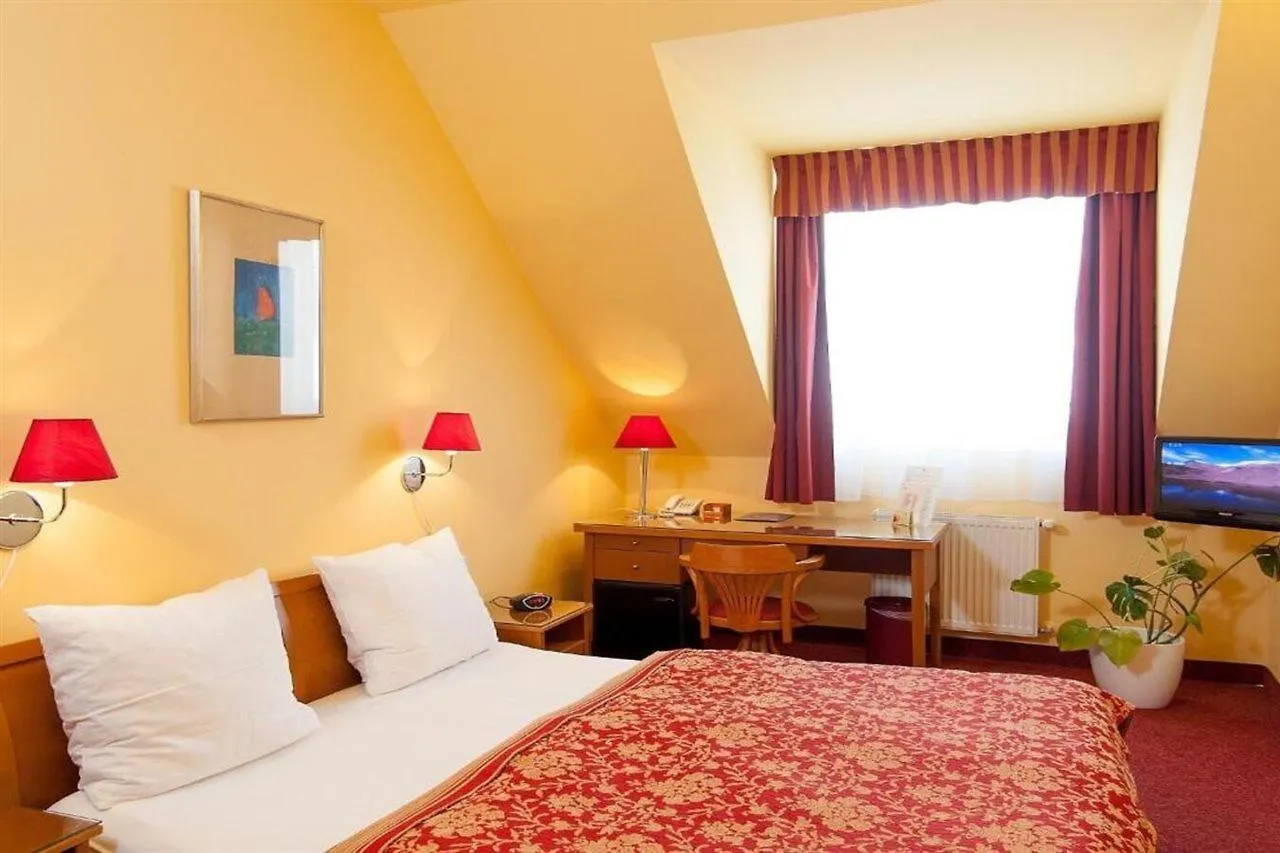 ***  Cloister Inn Hotel Prague Czech Republic