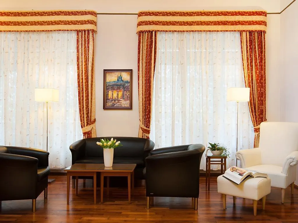 Cloister Inn Hotel Prague