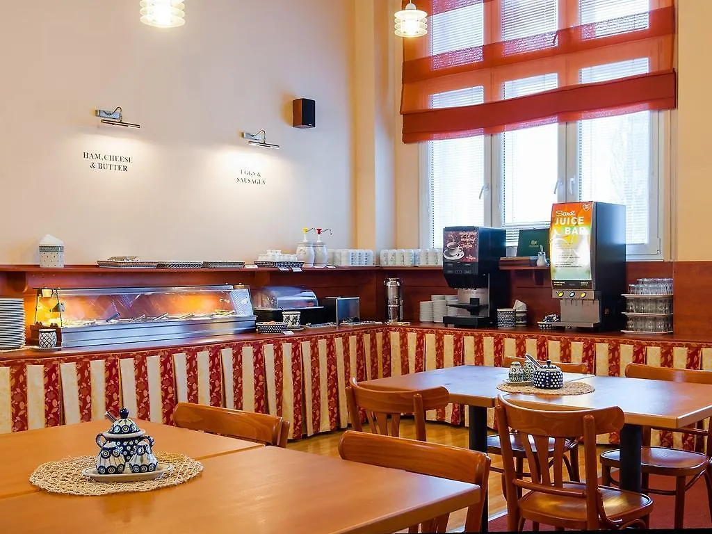 Cloister Inn Hotel Prague