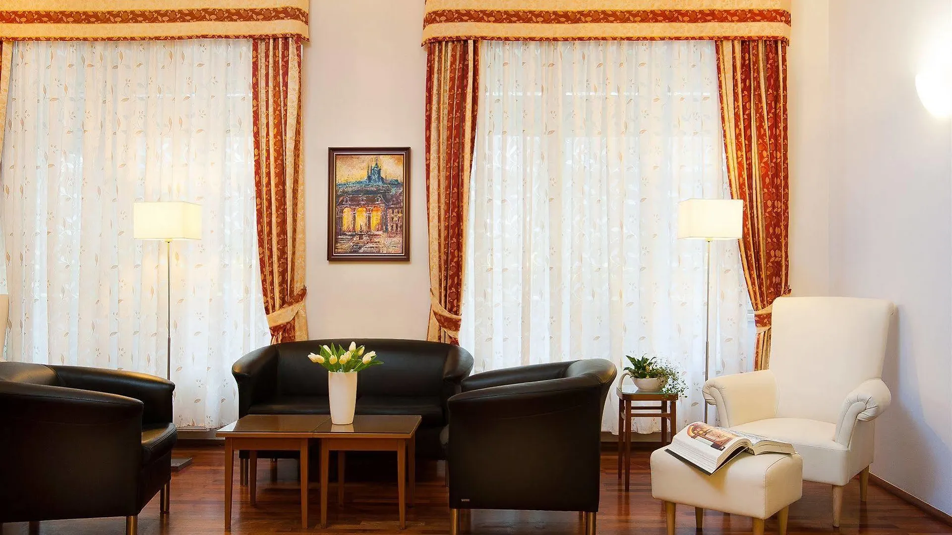 Cloister Inn Hotel Prague