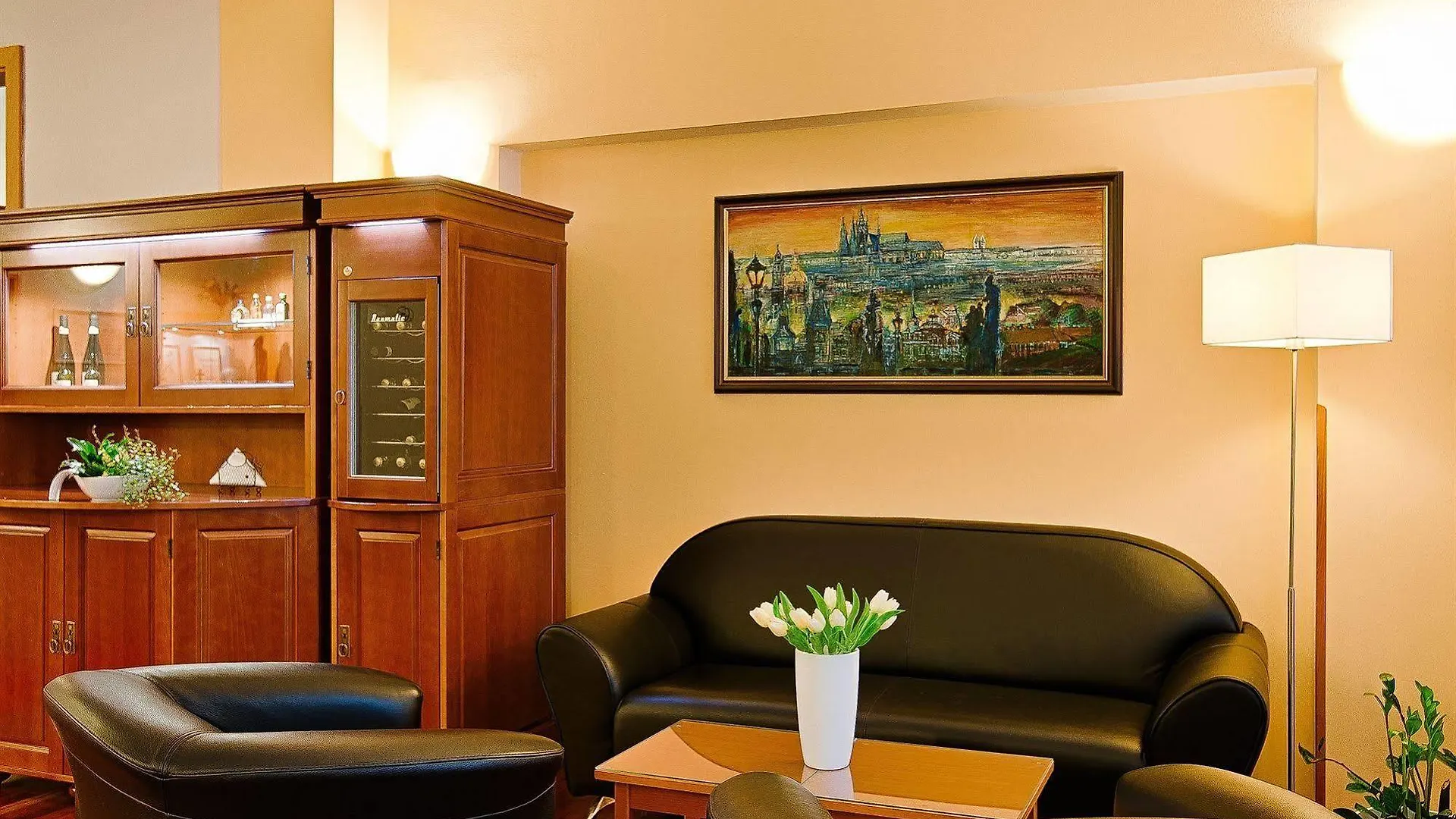 Cloister Inn Hotel Prague