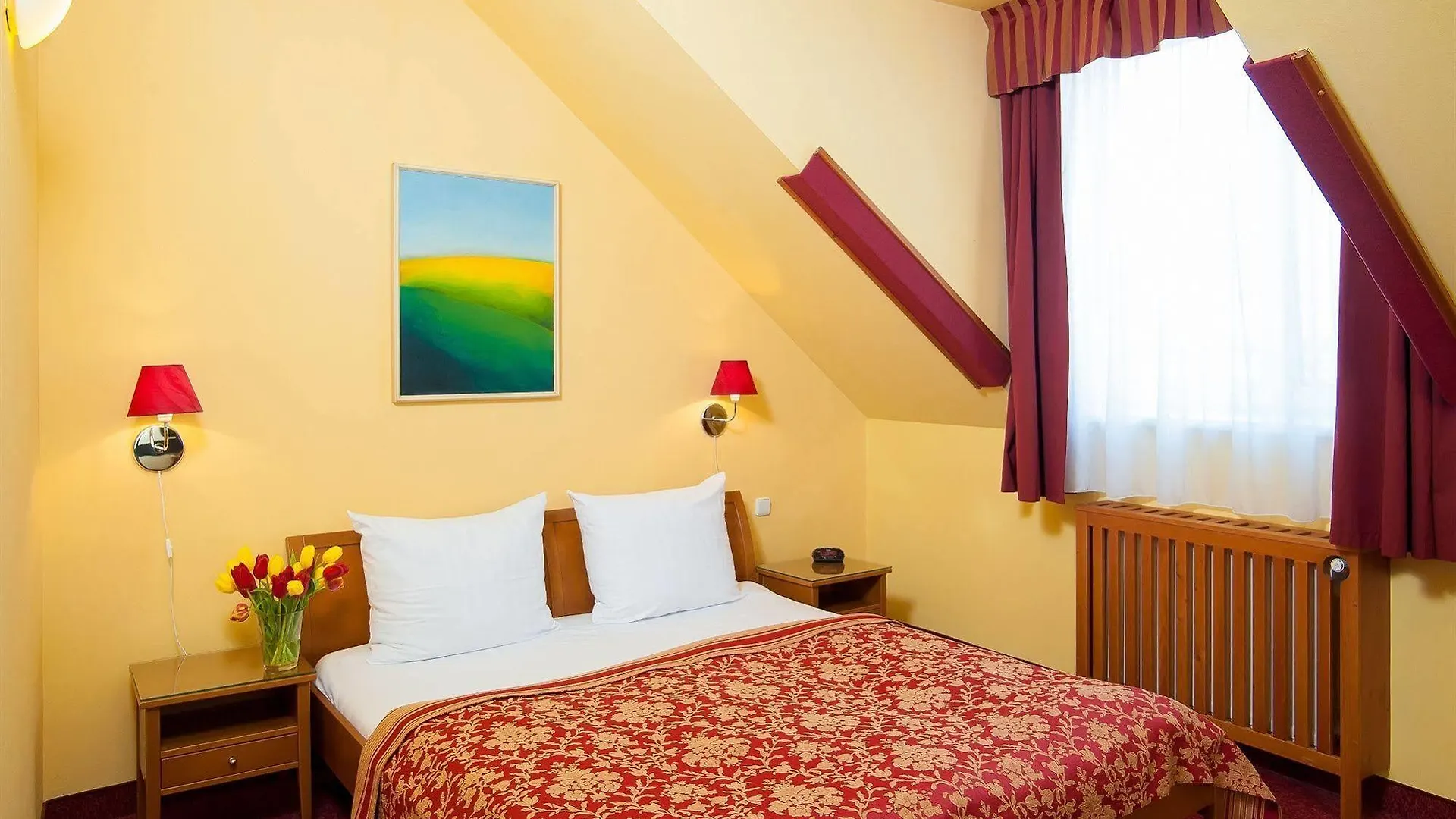 Cloister Inn Hotel Prague