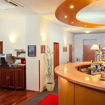 Cloister Inn Hotel Prague